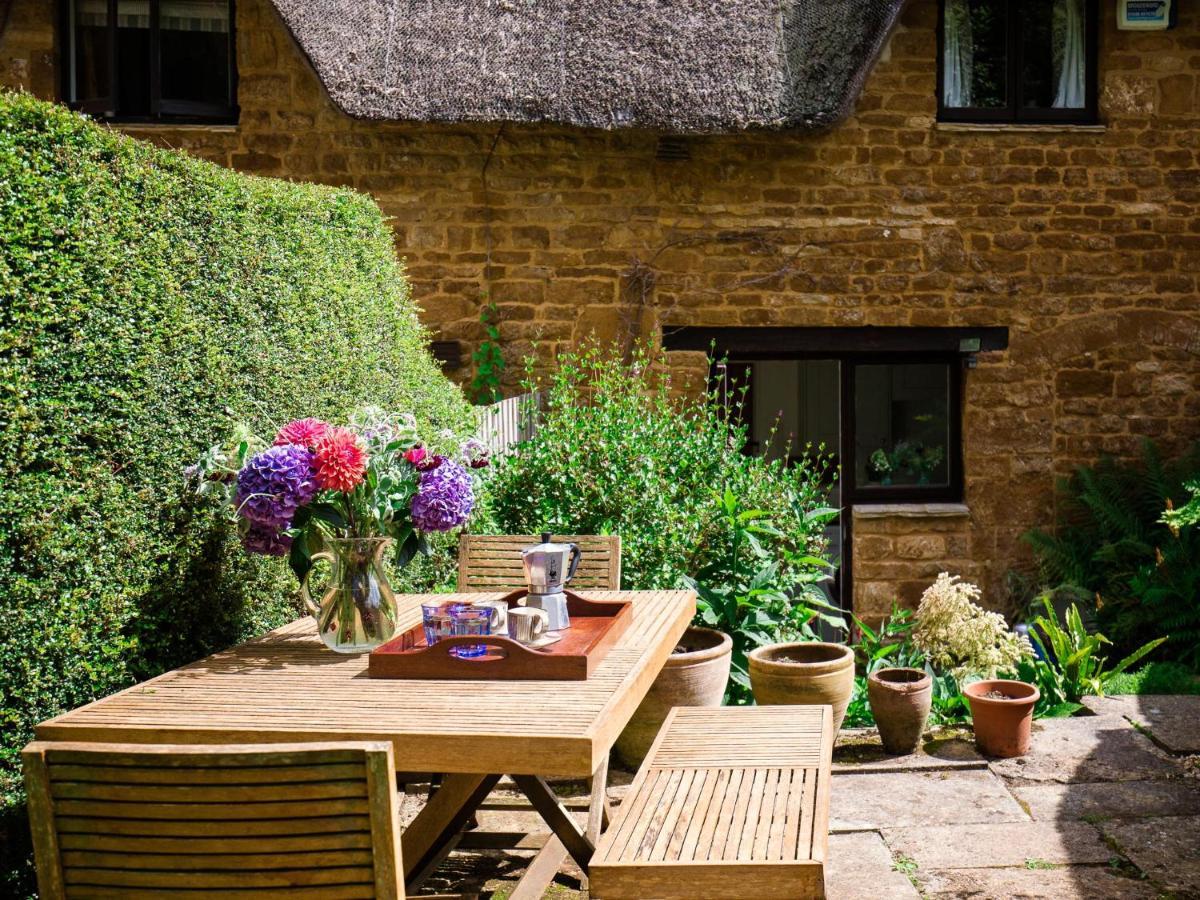 Lily Cottage Great Tew Zewnętrze zdjęcie